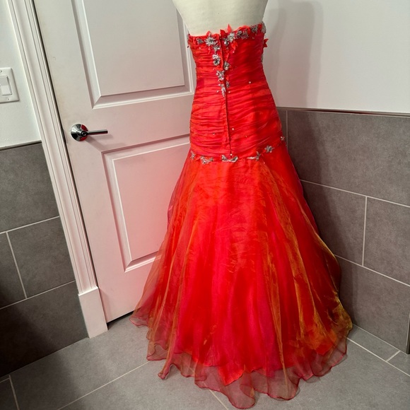 Tony Bowls Le Gala Floral Beaded Strapless Prom Pageant Ball Gown - Picture 4 of 16